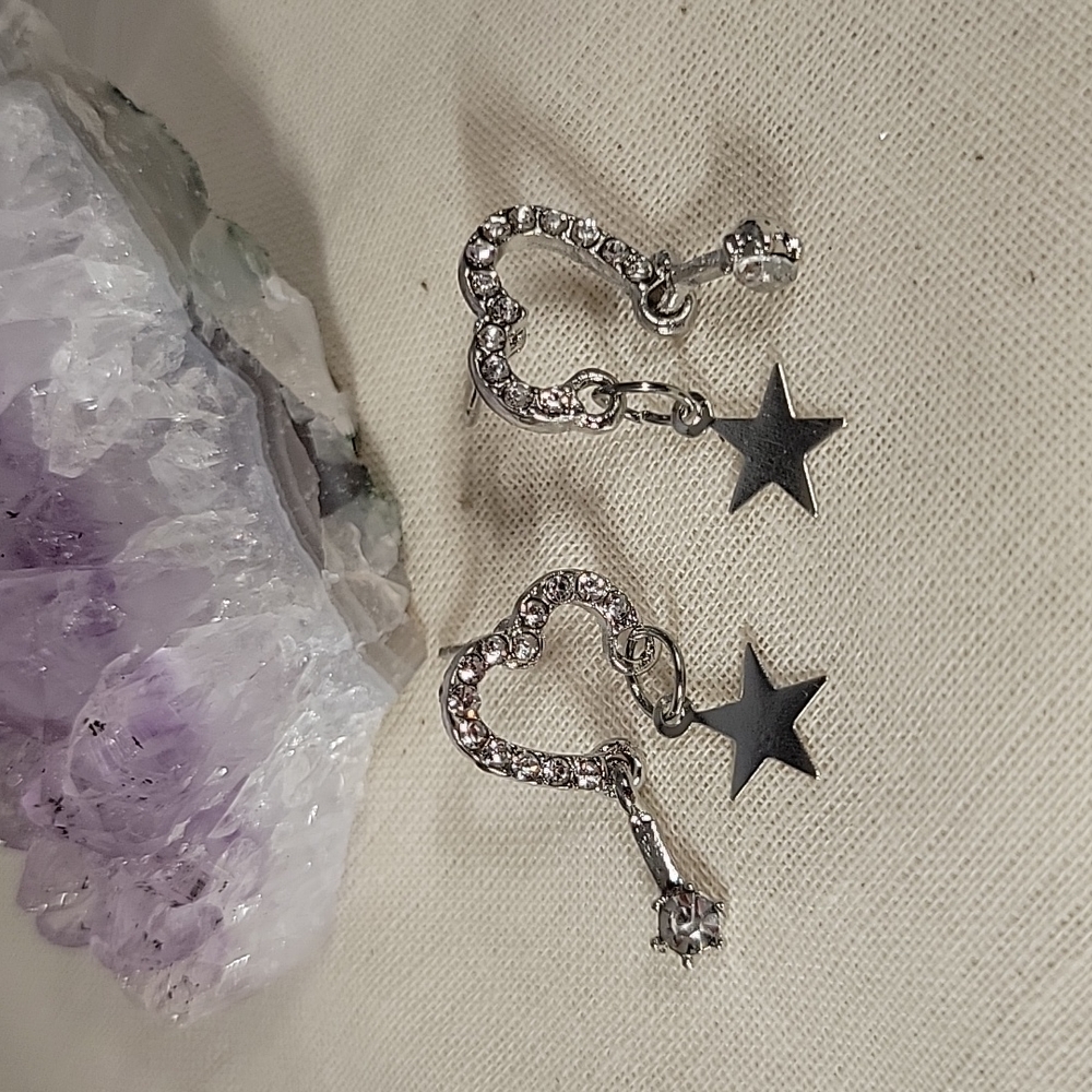 Open Heart Star Drop Shimmer Earrings - Picture 5 of 10
